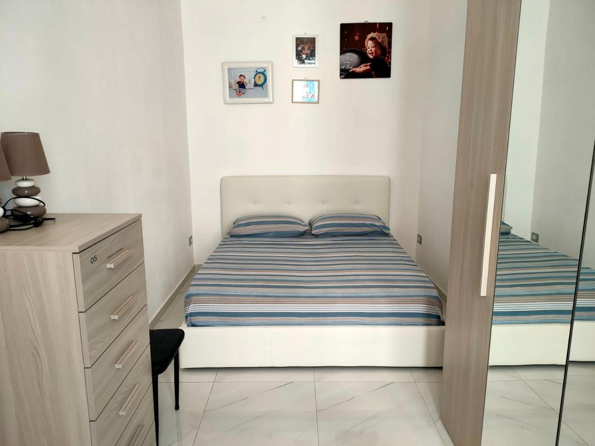 Appartamento Di Fronte Al Porto Turistico Cagliari Buitenkant foto
